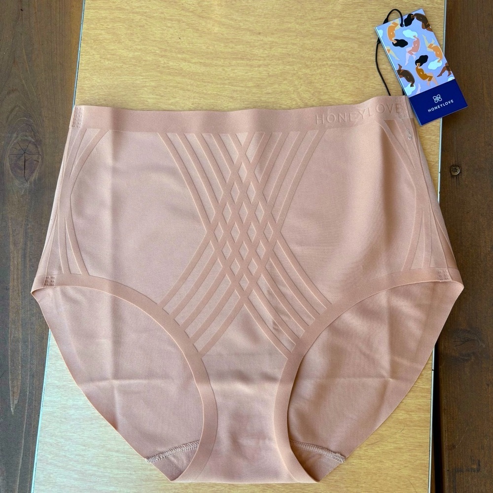 Honeylove Silhouette Shapewear Brief NWT In Peachie Nude Color Sz XS